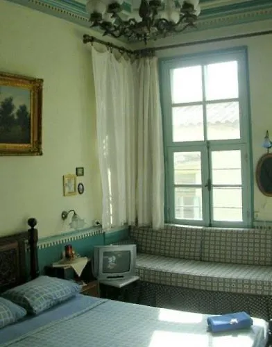 Guest house Lena 3*