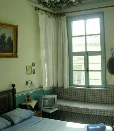 Guest house Lena 3*